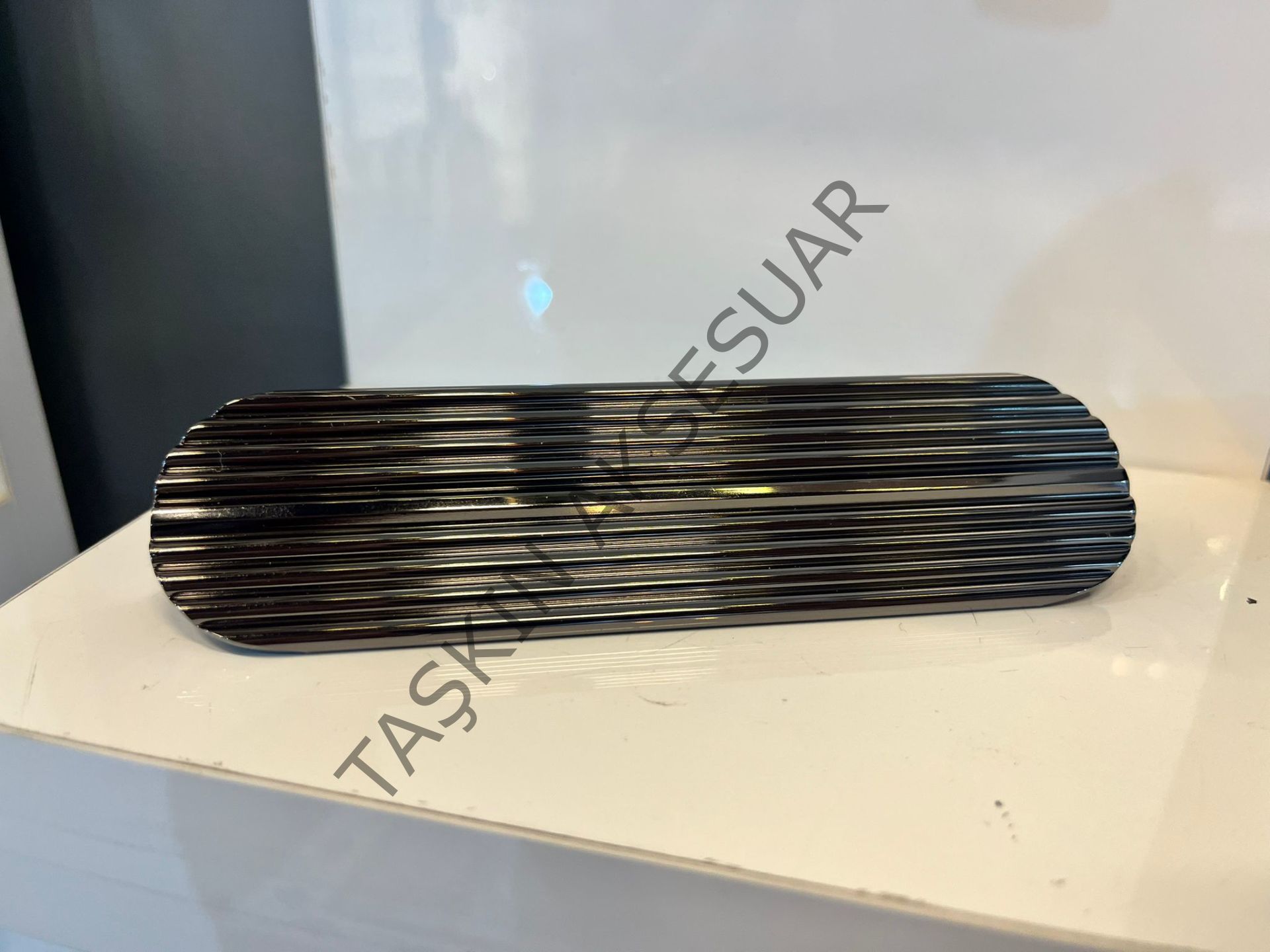 Varna Metal Kulp 32-128mm Füme Dolap Kapak Çekmece Komidin Tv Ünite Modern Mobilya Kulbu Oval